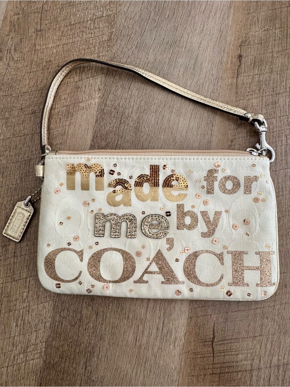 Coach Poppy Made For Me Sequin Wristlet Gold Metallic Cream Y2K 43776 EUC